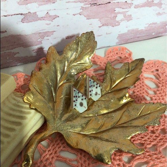 Vintage Porcelain Birdhouse Earrings Posts Studs Birdhouse Pierced Earrings - Picture 4 of 15